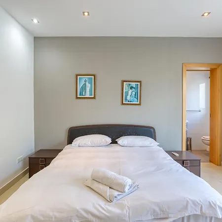 Apartment Seaview Luxury 3br In *