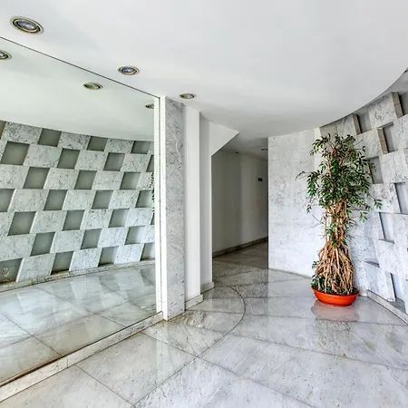 Seaview Luxury 3br In * Sliema