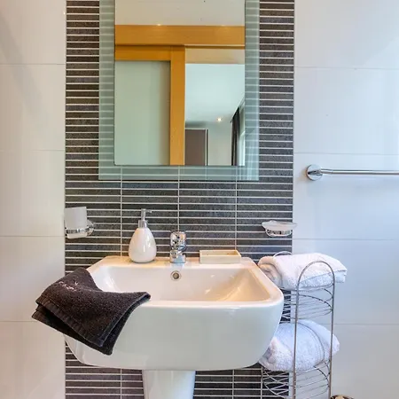 Apartment Seaview Luxury 3br In Sliema