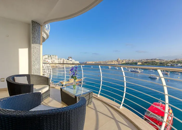 Seaview Luxury 3br In Слима