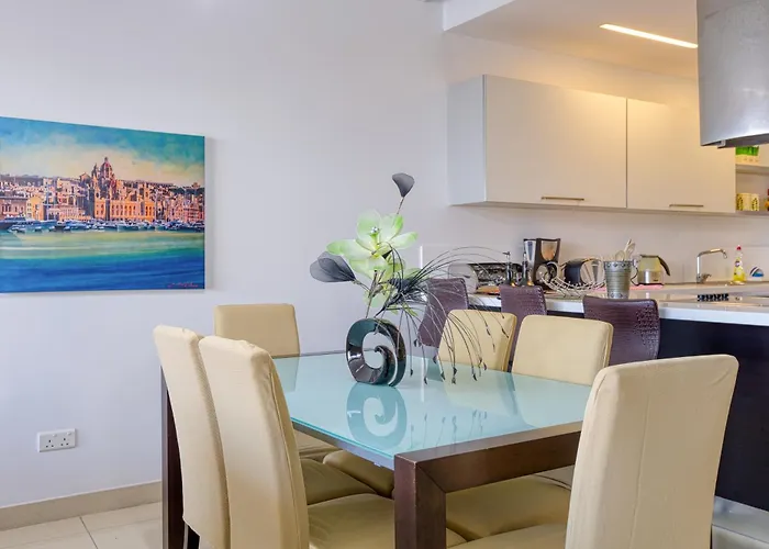 Seaview Luxury 3br In Апартаменты Слима