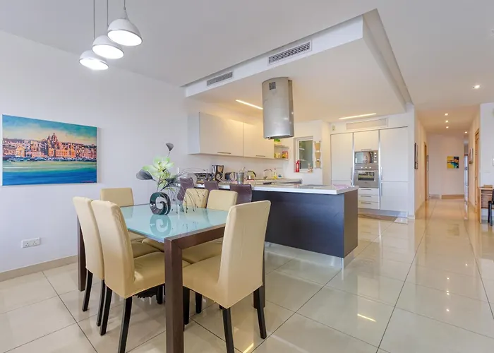 Seaview Luxury 3br In Апартаменты