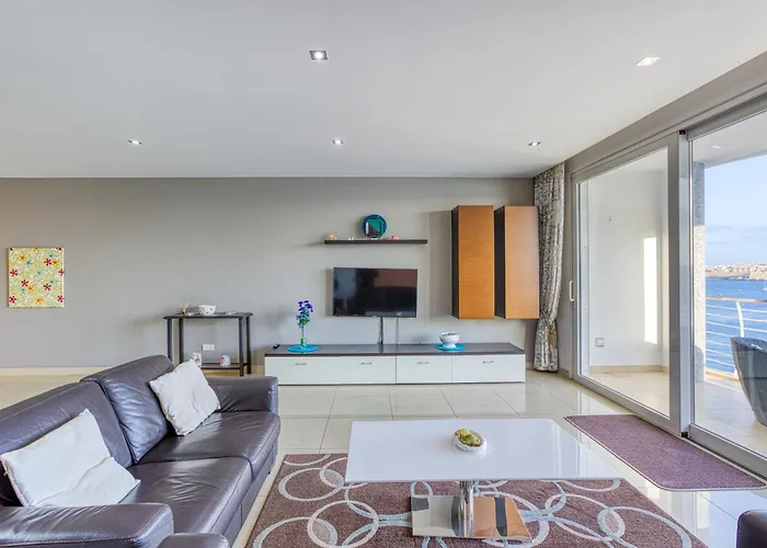 Seaview Luxury 3br In *