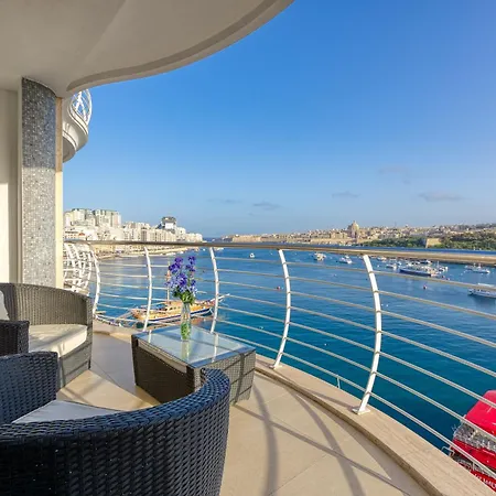 Seaview Luxury 3br In Sliema